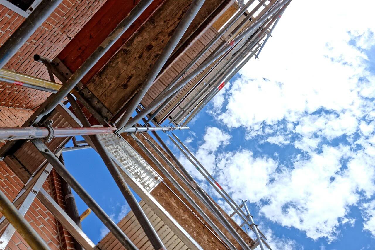 Sky behind scaffolding